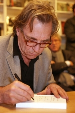 Jan signeert Chez Van Gennep